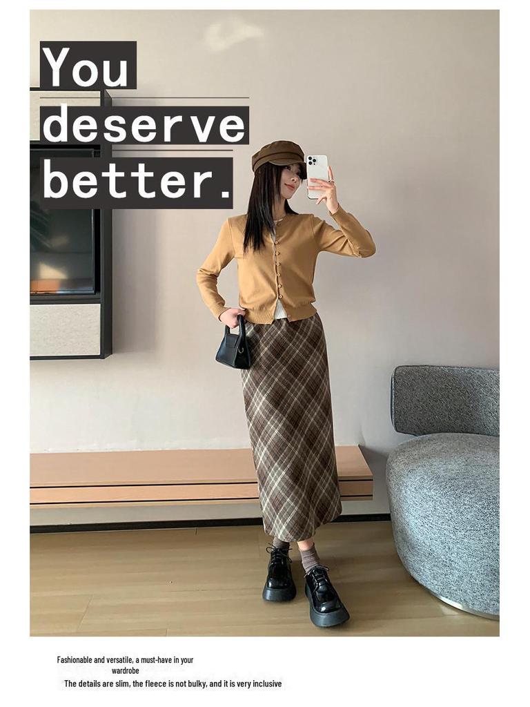 Женская шерстяная клетчатая юбка с высокой талией - узкий А-силуэт средней длины, утолщенная для осени/зимы 2024 г.