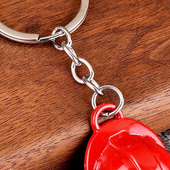 Брелок в виде каски Портативный Мини-дизайн шлема Яркий цвет Брелок Компактный размер Идентификатор ключей Аксессуар для рюкзака