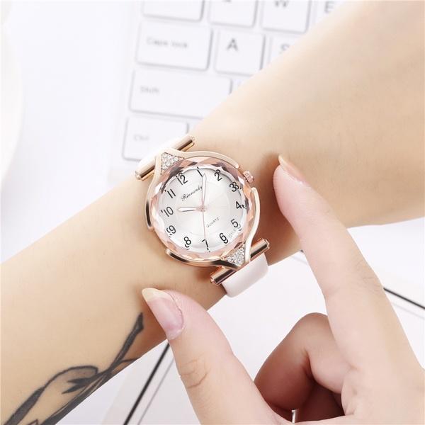 Минималистичные кожаные часы для женщин, повседневное платье, кварцевые часы, женские кристаллы, элегантные наручные часы