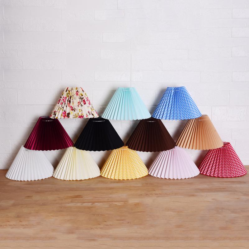 Retro Ceramic Pleated Table Lamp - Mid-Century Style for Bedroom or Wedding Decor