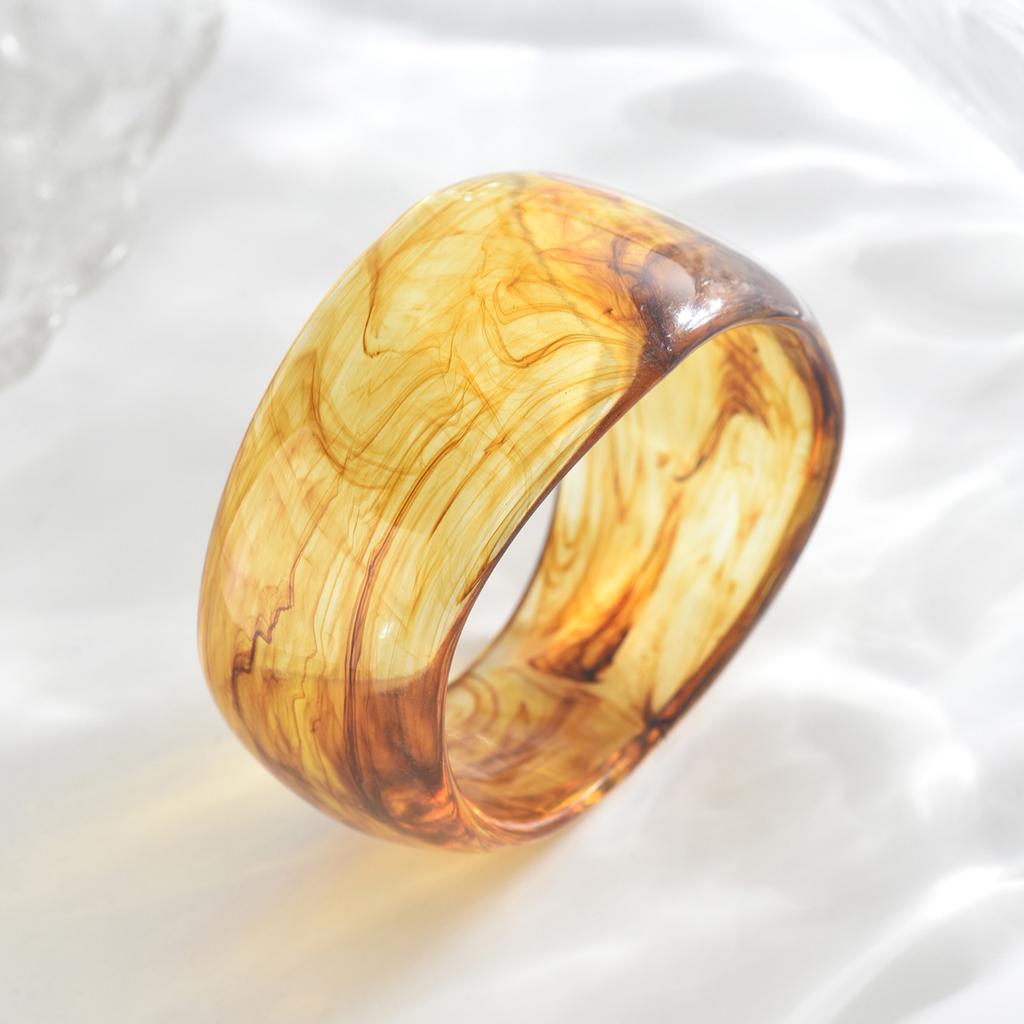 Шикарный браслет из прозрачной смолы в стиле бохо — уникальный нестандартный дизайн, идеально подходит для повседневного ношения и вечеринок