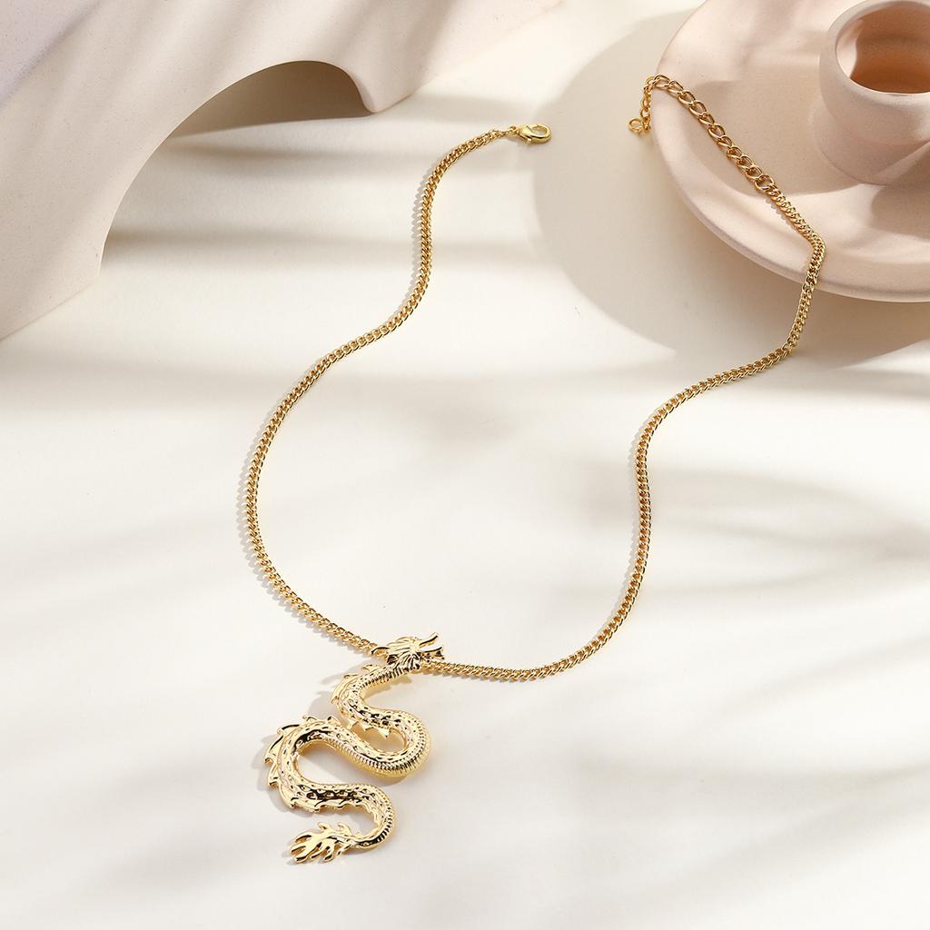 Vintage Dragon Shaped Pendant Necklace for Women Men Gothic Animals Chain Jewelry