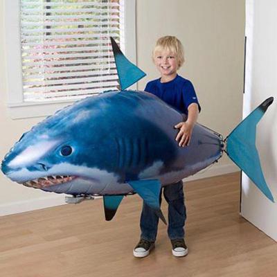 Радиоуправляемая летающая рыба/акула игрушка с инфракрасным пультом управления, имитирующая морское животное, пластиковая модель, детская интерактивная игра для родителей и детей, электрическая для мальчиков и девочек