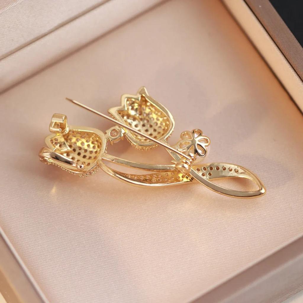 Цветочные броши из нержавеющей стали золотого цвета, гипоаллергенные, легкие, роскошные украшения для женщин, для повседневного ношения и вечеринок, летняя серия