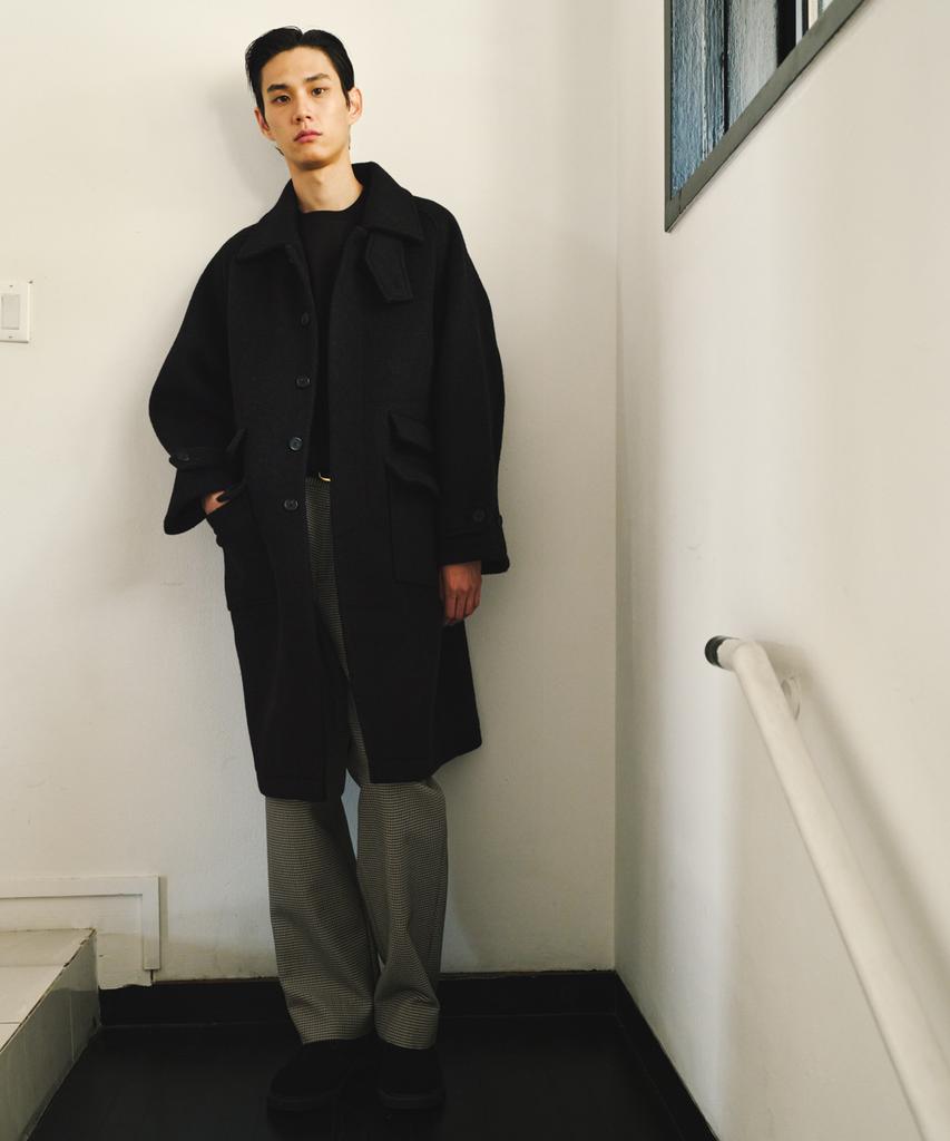 Viiverde Raglan Balmacaan Coat Black