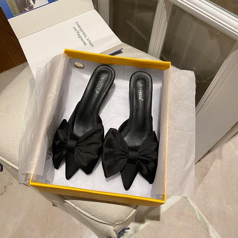 Мода Модные женские тапочки на тонком низком каблуке Черные розовые красные туфли с острым носком Большой бант Дизайн Летняя пляжная обувь Элегантные мюли