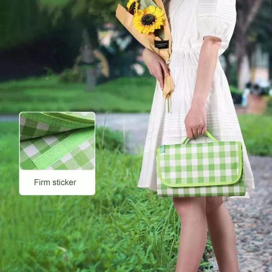 Складной коврик для пикника Водонепроницаемое песочное одеяло Очень большой пикник Здоровая ткань без запаха Одеяло в зеленую, желтую, красную полоску для пляжа, кемпинга