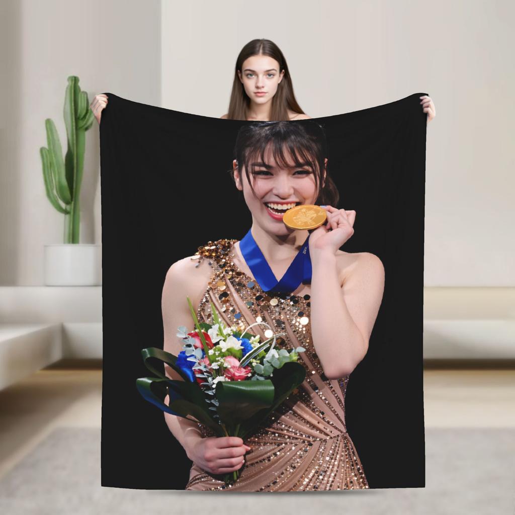 Alysa Liu Warm Blanket For Living Room Trend Throw Blanket Winter Travel Office Flannel Bedspread