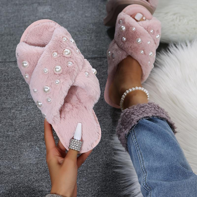 Женские тапочки Cross Fur Pearl — удобная обувь на плоской подошве для дома на осень и зиму