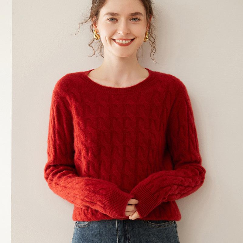 2024 Fall/Winter Women's Cashmere Loose Knit Pullover with Round Neck & Cable Design
