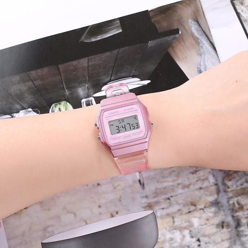 Casio Женские цифровые часы серии 35,2 мм, серые, F-91WS-4 F-91WS-4