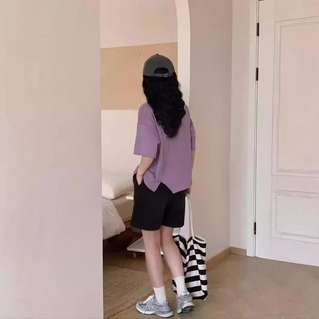 Женская футболка свободного кроя с круглым вырезом и нерегулярным разрезом - корейский летний стиль 2024 года