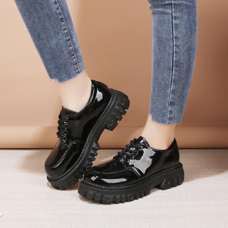 Новые британские туфли на платформе из кожи, женские осенние и весенние универсальные туфли на платформе, повседневные женские черные туфли-монетки-буффины