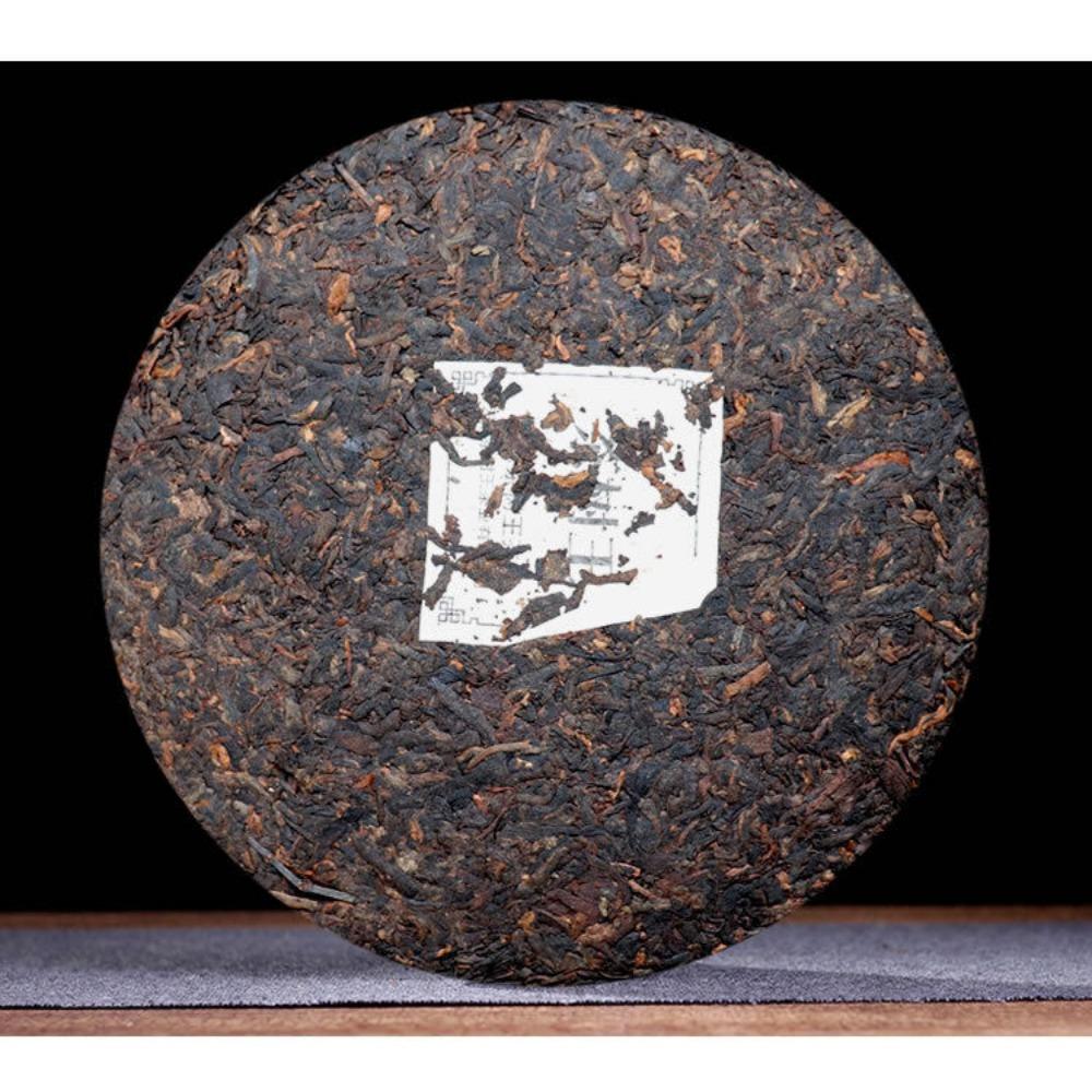 Чай King Pu - erh Ripe Tea Menghai Classic Brown Mountain Yunnan 357g Cake