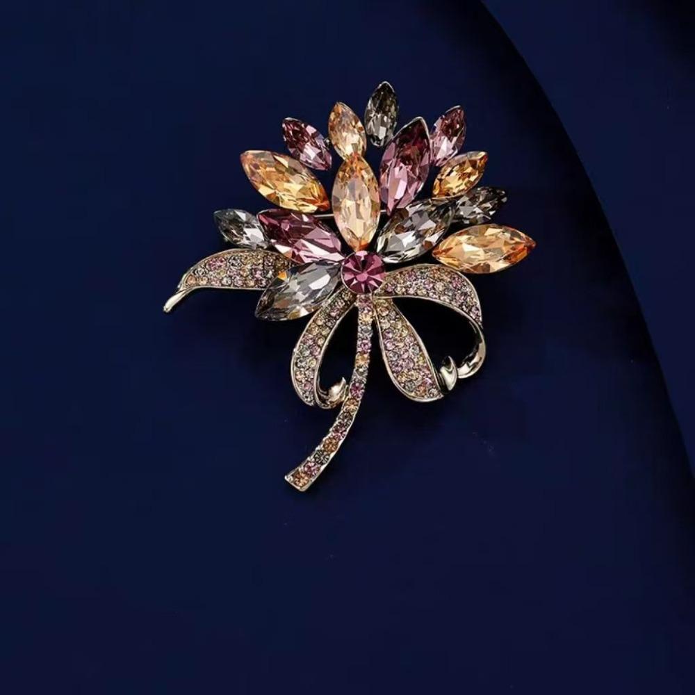 Sparkly Rhinestone Bouquet Brooches Casual Crystal Brooch Pin Stylish Floral Corsage Pins Wedding