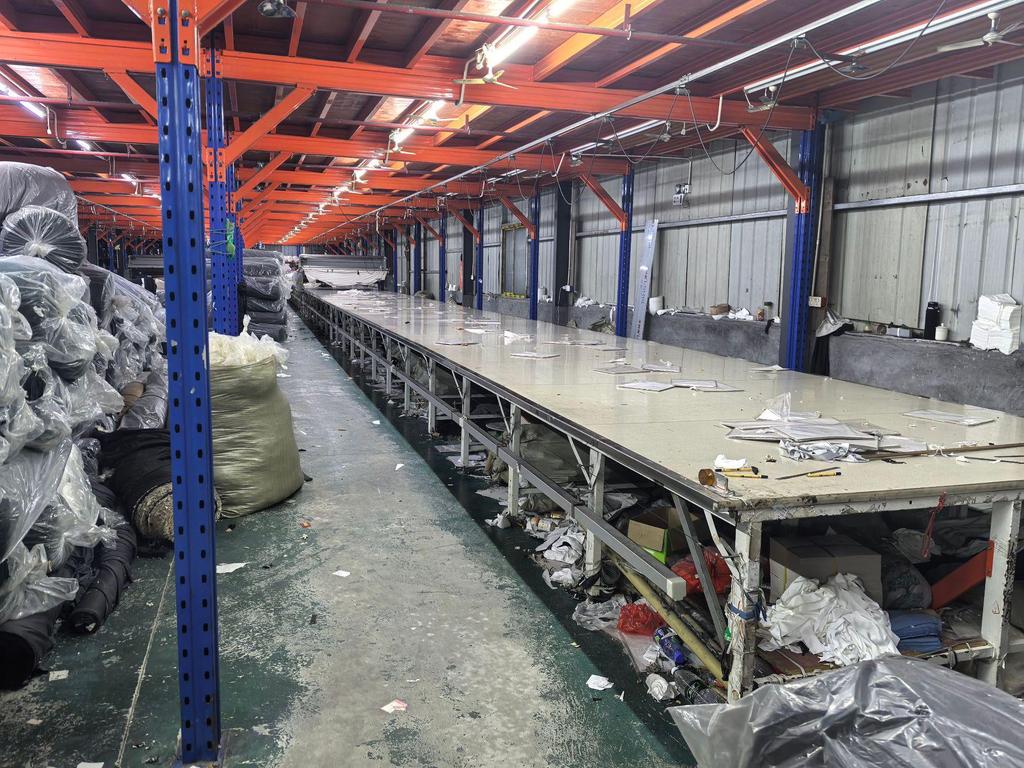 Мужские ветрозащитные утепленные брюки: Защищающий от холода, свободный, большого размера, водонепроницаемый, теплый, повседневный для осени и зимы