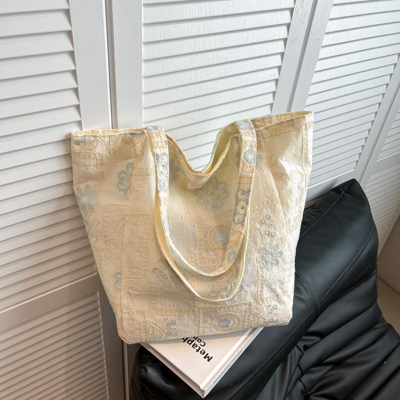 Тенденция личности повседневная простая летняя новая 2025 мода большая вместимость сумка женская в иностранном стиле на плечо сумка-тоут