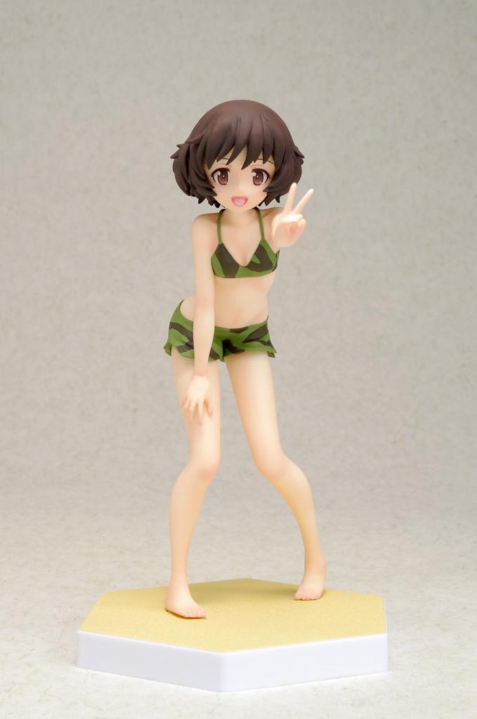 BEACH QUEENS Girls & Panzer Yukari Akiyama 1/10 Scale PVC Painted Finished Figure