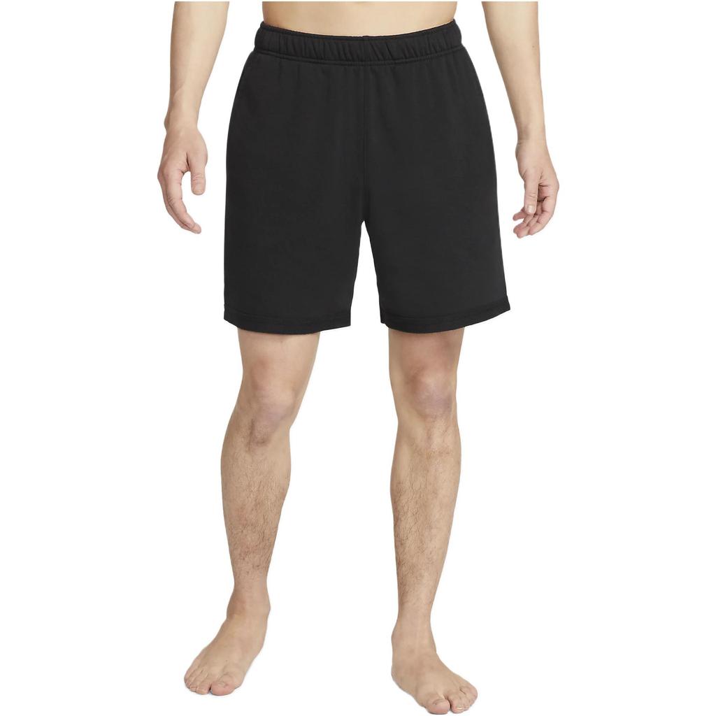 Nike Yoga Therma-FIT Спортивные шорты с логотипом для мужчин, черные DM7832-010