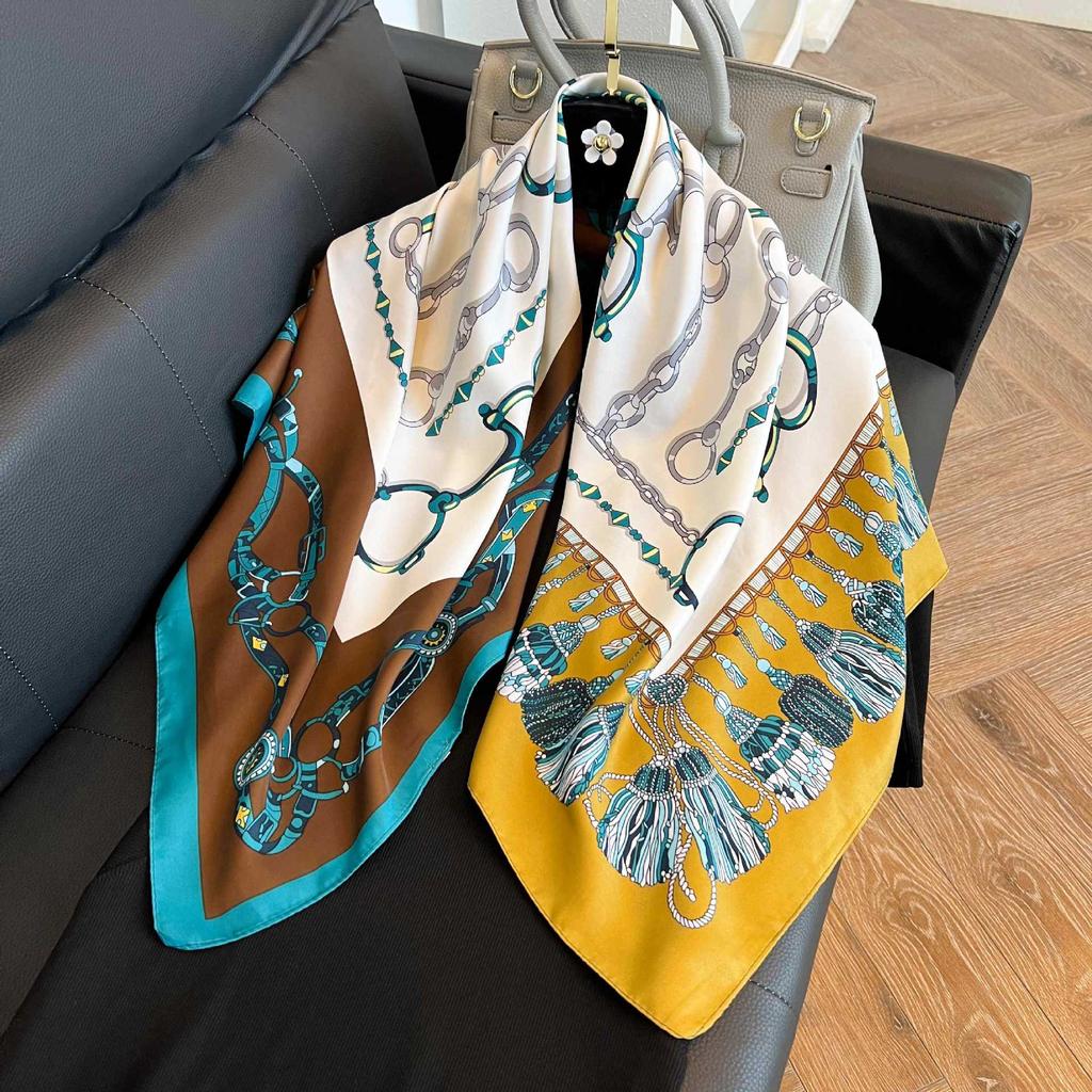 Color block silk scarf Korean version printing color matching scarf twill silk large square scarf 91x91cm shawl sunscreen travel headscarf
