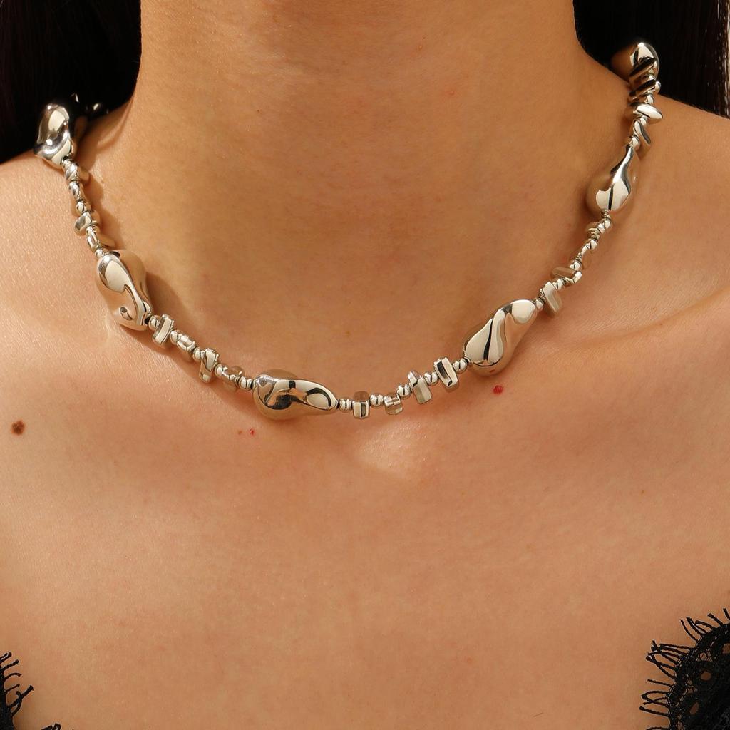 Комплект колье и браслета из барочного неправильного серебристого жемчуга для женщин