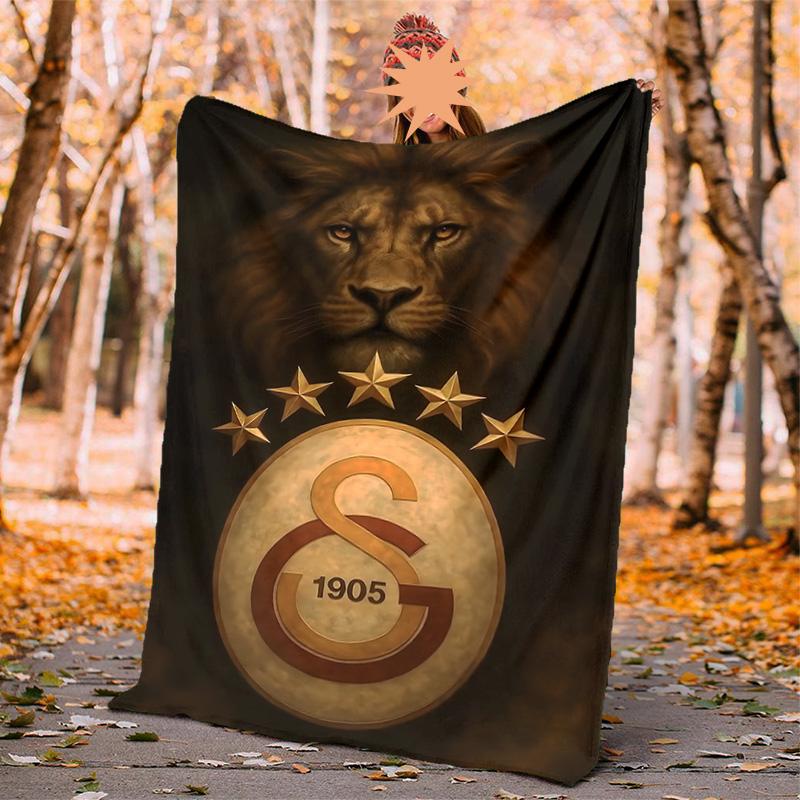 Galatasaray Flannel Blanket Soft Warm All-Season Throw, Design for Camping, Car Travel, Hiking Sofa, Bed, Office Perfect Gift for Parties
