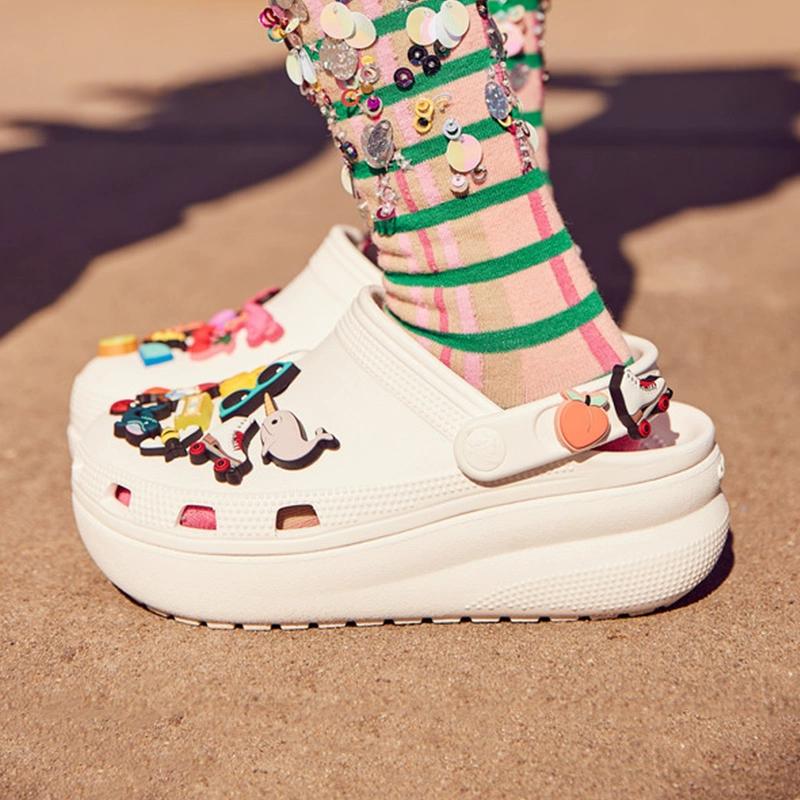 Crocs Классические сабо Универсальные Толстая подошва Прочные Дышащие сандалии Детские сандалии Белый 207708-100