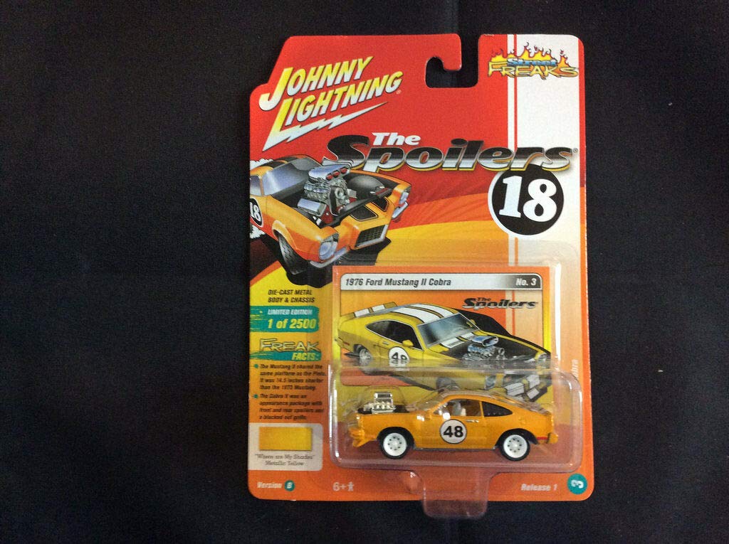 Johnny Lightning Street Freaks Версия B 1976 Ford Mustang II Металлический Желтый 164