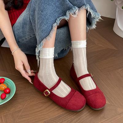 Трендовые и модные красные ретро туфли-лодочки на плоской подошве для женщин, новая летняя модель 2025 года, французские туфли Мэри Джейн для ношения с юбкой