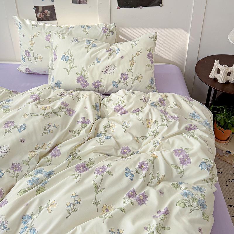 Комплект постельного белья из четырех предметов, приятный к коже, дышащий и удобный, в пасторальном стиле, простыня, пододеяльник, наволочки.
