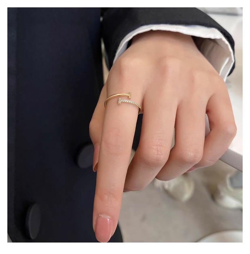 Серебряное кольцо S925 с двойной буквой Т, открытое, для женщин - Корейский стиль, Минималистичное, Ощущение роскоши, Нишевый дизайн.