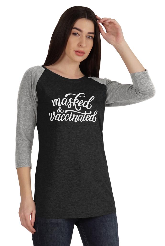 Inkmeso Маскированный и вакцинированный Забавная футболка с вырезом лодочкой в поддержку вакцинации для женщин