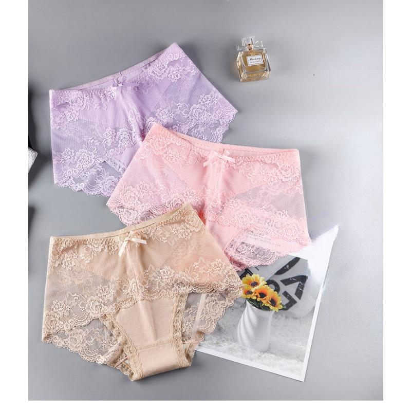 Sexy Lace Underwear Cotton Crotch Lace Edge Mid Waist Underwear Women's Seamless Lace Underwear Boxed In 4 Pieces