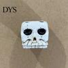 Handheld Lightweight Dice Skull for Adults, Gothic Resin Shaped Portable Running Groups 6 Sided Entertainment, Halloween Party Favors Matte