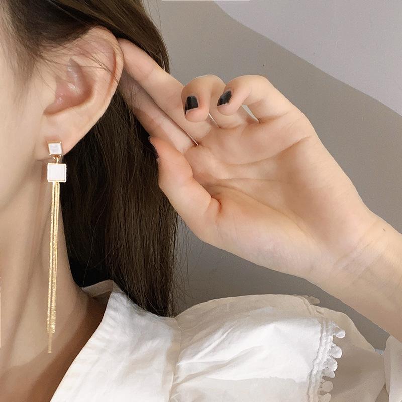 New Trend Long Style Fashion European and American Tassel Earrings Temperament Atmosphere Exaggerated Jewelry
