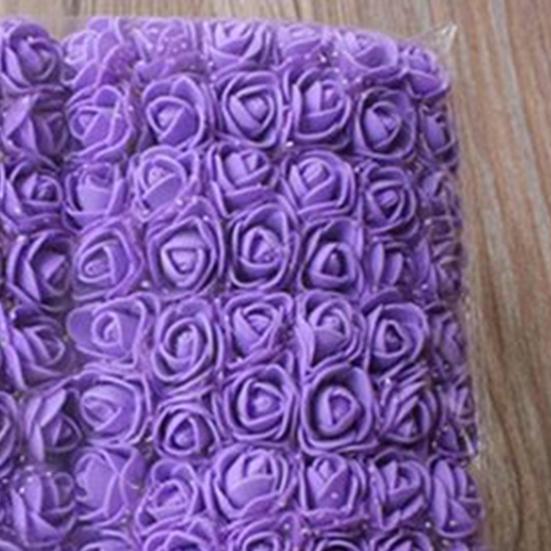 Несколько искусственных роз, реалистичное широкое применение, защита от выцветания