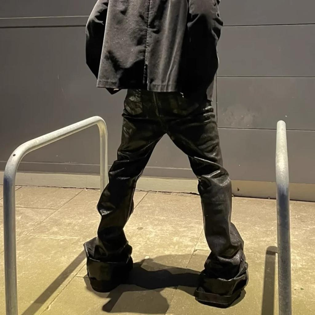 Уличная одежда Черные вощеные кожаные стрейчевые джинсы для мужчин Ropa Hombre Мешковатые Y2k Клеш Завышенные Прямые Джинсовые брюки