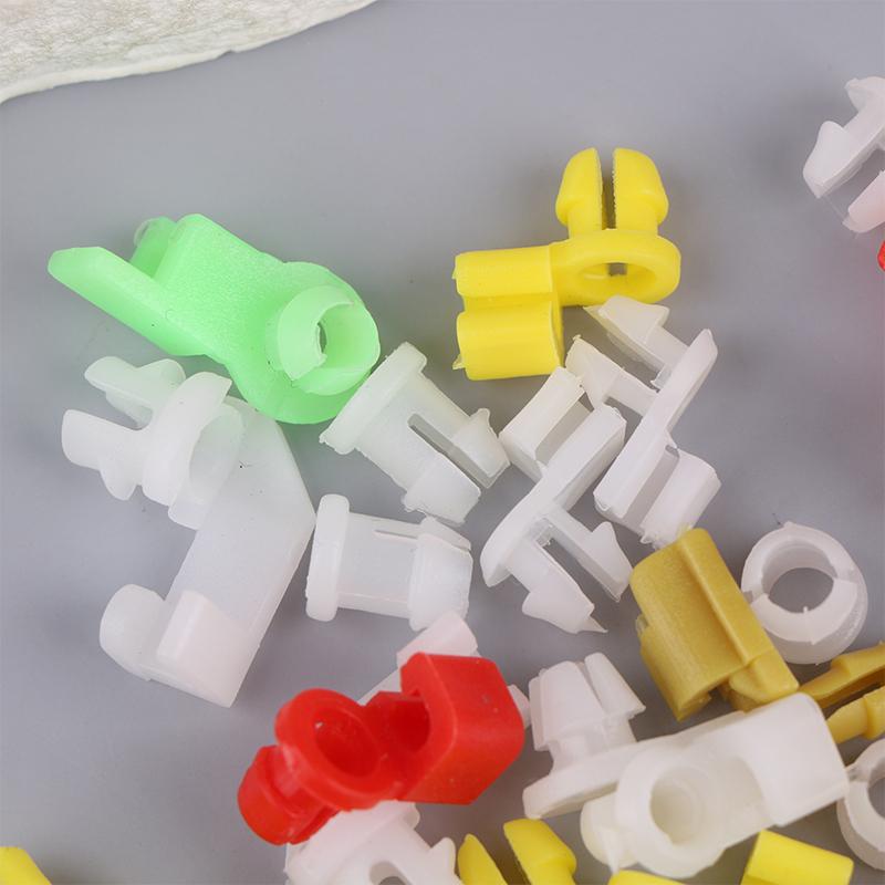 Универсальный зажим для стержня замка двери автомобиля, фиксатор ручки со стороны водителя, подходит для пластиковых заклепочных креплений, фиксаторов автомобильного зажима для проводов