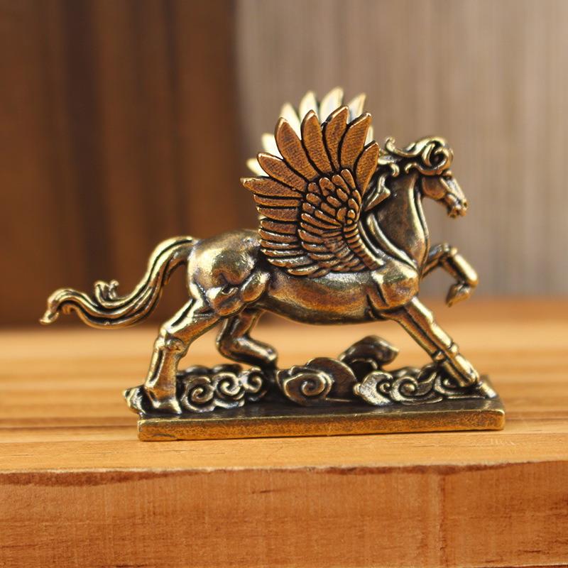 2026 Статуэтка Лошади по китайскому зодиаку Бронзовая Лошадь Настольное украшение Гостиная Чайный столик Скульптура Металлическое изделие Домашние украшения