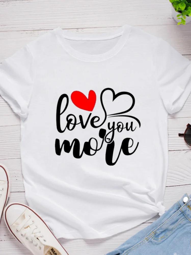 Love You More Heart Print Женская футболка с коротким рукавом и круглым вырезом Свободная женская футболка Женская футболка Топы Одежда Camisetas Mujer