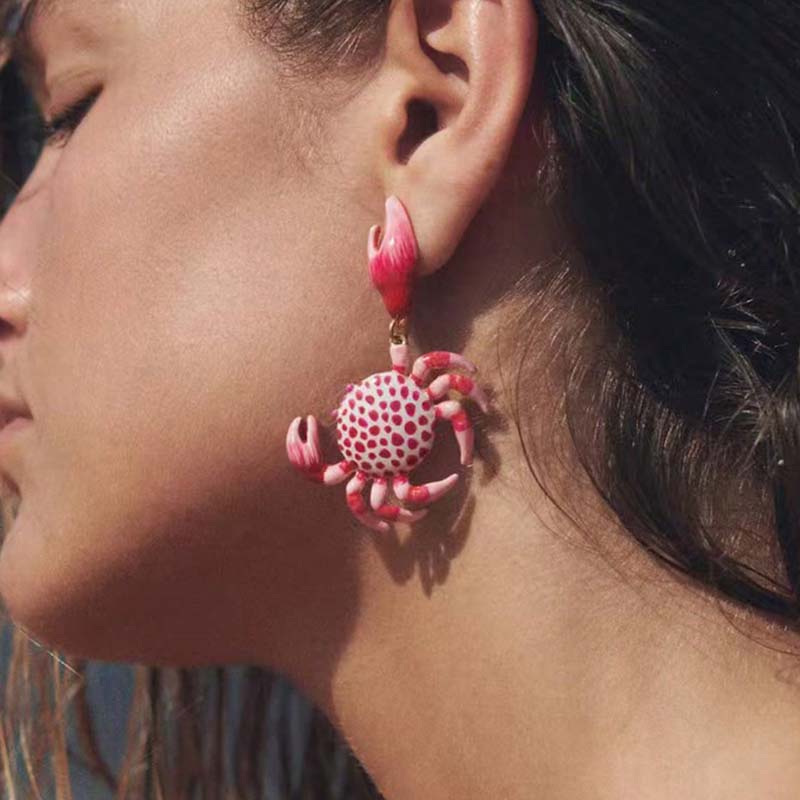 2025 New Fashion Colorful Crab Drop Earrings For Women Creative Cute Animal Enamel Textured Personality Earrings Zircon Gifts