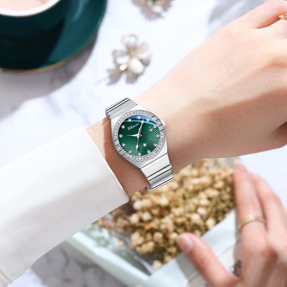 Женские часы Модные платья Кварцевые наручные часы Водонепроницаемые Светящиеся часы для женщин Алмазная шкала Reloj Mujer