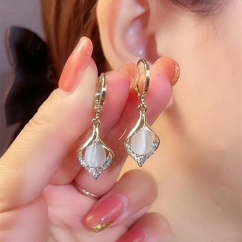 Женские серьги асимметричные круглые полые круглые черные серьги-гвоздики аксессуары со стразами для женщин pendientes mujer