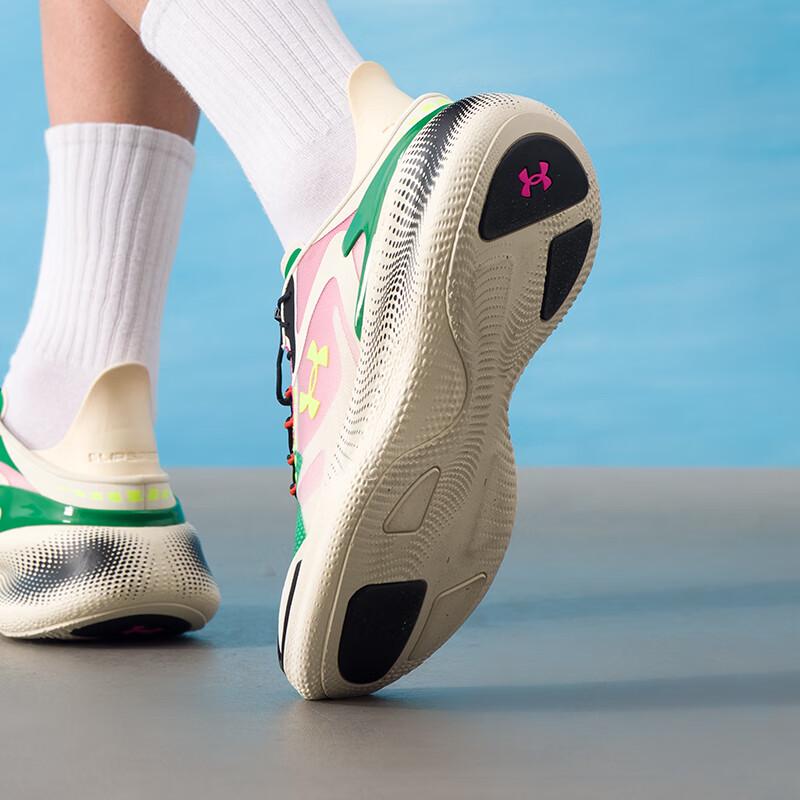 Under Armour Повседневная спортивная обувь