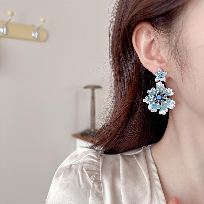 Новые серьги-цветы женские серебряные игольчатые серьги s925 нишевая ювелирная продукция высокого класса циркон роскошь тяжелая промышленность серьги