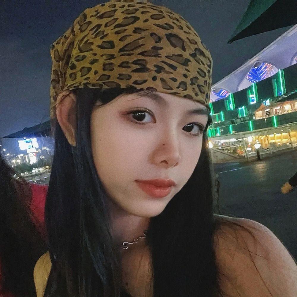 Y2k Leopard Print Turban Spice Girls Small Square Scarf Simple Printed Headscarf Female