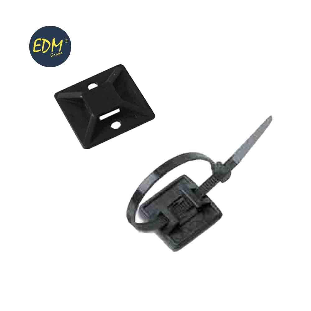 Упаковка 100 единиц. клейкая анкерная основа для черных кабельных стяжек диаметром 3,6 мм.