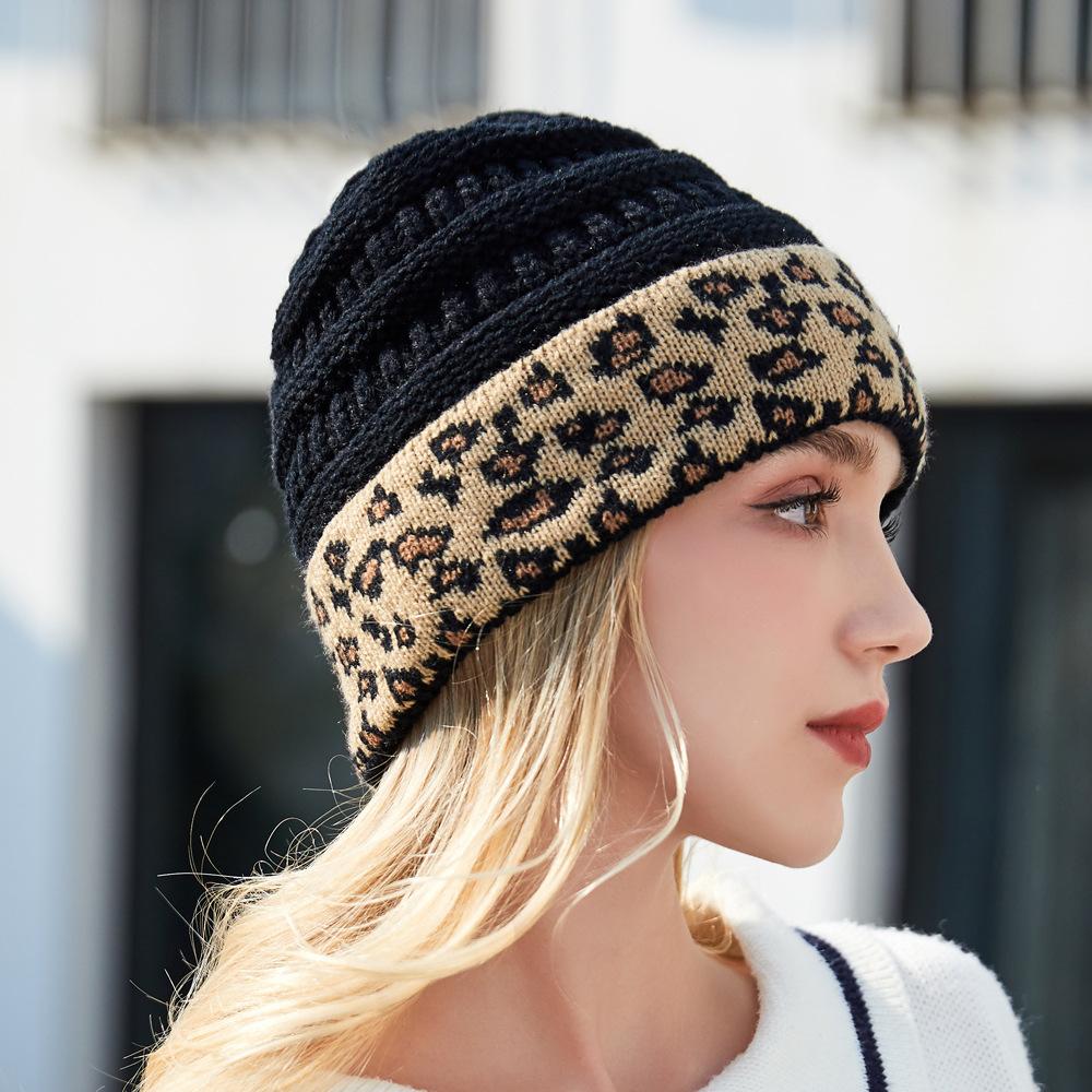 Autumn and winter women's hats, wool hats, winter velvet warm travel fashion personality leopard print versatile knitted hats