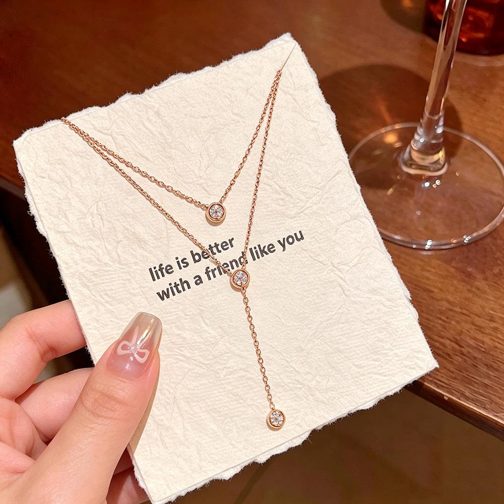 Elegant Micro-Inlaid Diamond Cross Necklace: Fresh Design for Women