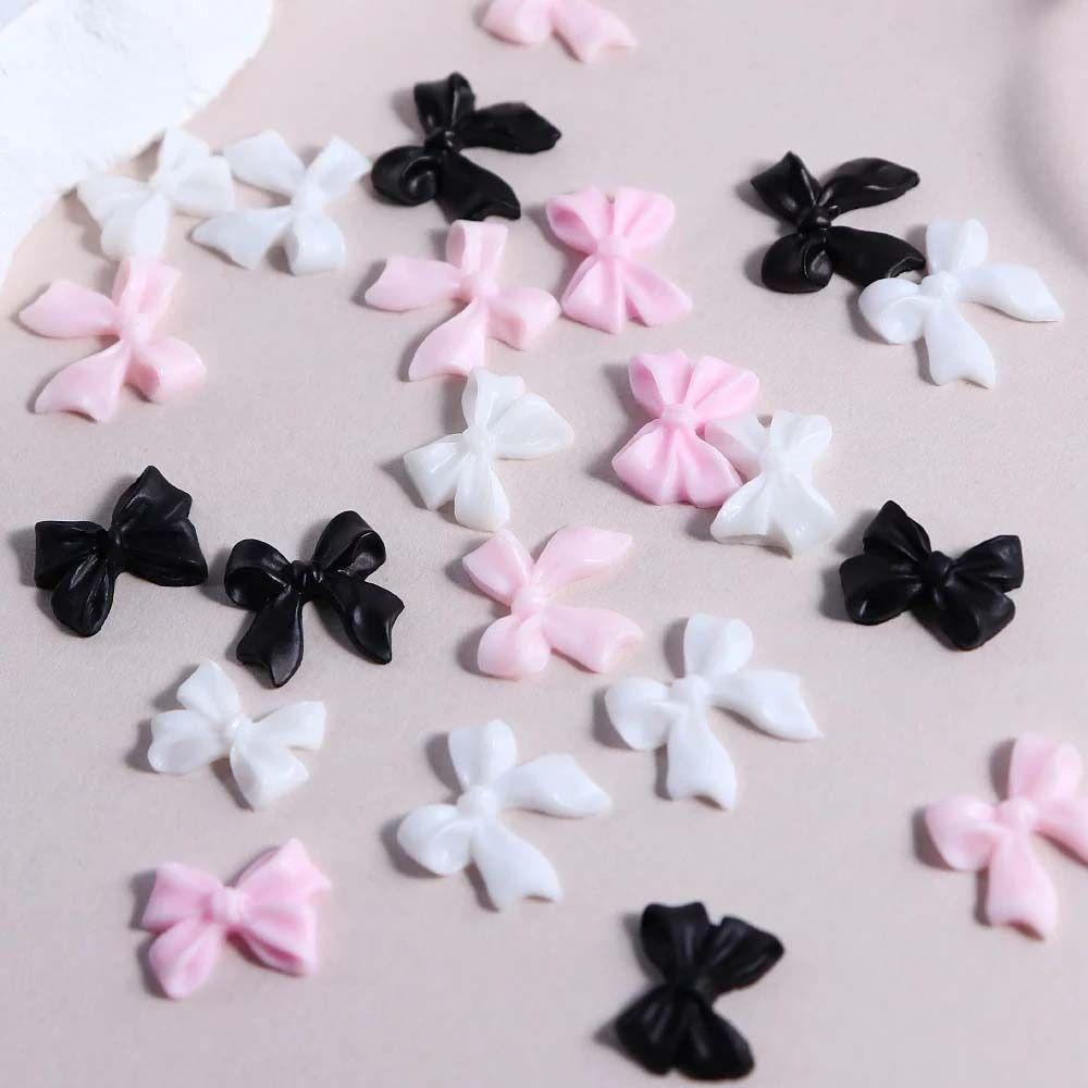 Украшения для маникюра Цветочные аксессуары для ногтей Смоляные подвески для ногтей Стразы для ногтей в виде медведя Маникюрша